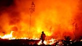 Francia se prepara para batir récords de calor mientras avanzan los incendios