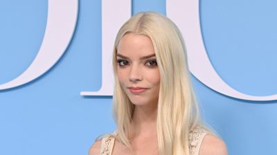 Anya Taylor-Joy's Crochet Goddess Look Is Peak "Wrong Shoe Theory"