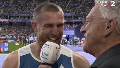 Jeux paralympiques : Timothée Adolphe a inversé les rôles avec Nelson Monfort après sa médaille d’argent