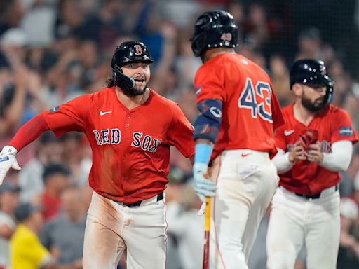 Red Sox overcome Judge's 470-foot homer, rally with 3 runs in 8th to beat Yankees 9-7