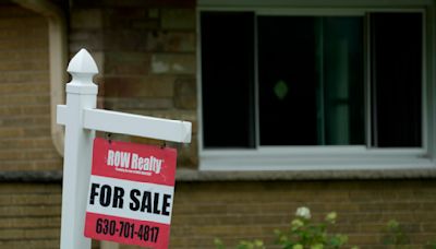 Average rate on a 30-year mortgage drops to 6.77%, sliding to lowest level since March