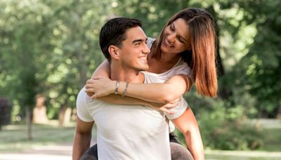 5 señales que indican que tu relación vale la pena, según la psicología