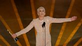 Jamie Lee Curtis gana el Oscar como mejor actriz de reparto