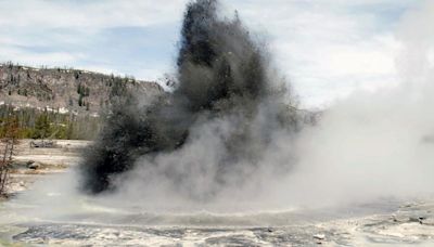 Large hydrothermal explosions rare in Yellowstone