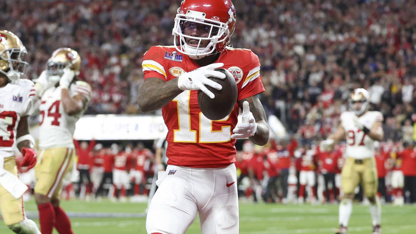 Chiefs reportedly bringing back receiver Mecole Hardman on one-year deal
