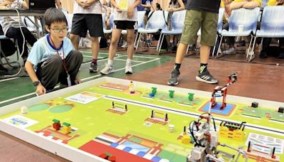 高雄青少年創意機器人競賽 181支隊伍競逐世界賽門票
