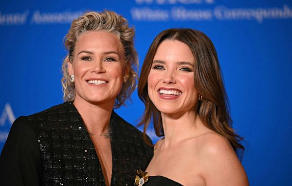 Sophia Bush and Ashlyn Harris make their red carpet debut as a couple