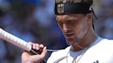 El campeón olímpico Zverev se estrella en Roland Garros apartándose de Djokovic