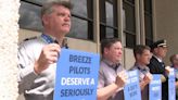 Breeze Airways pilots gather at Norfolk International Airport to picket for collective bargaining