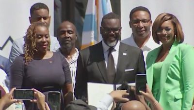 Chicago Mayor Brandon Johnson announces reparations task force, blasts 'systemic racism' in Juneteenth speech