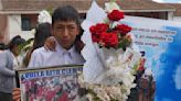 El oscuro pasado de Perú emerge en funeral de manifestante