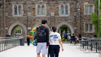 Pancakes, poetry and performances: A glimpse into Duke’s last day of classes celebration