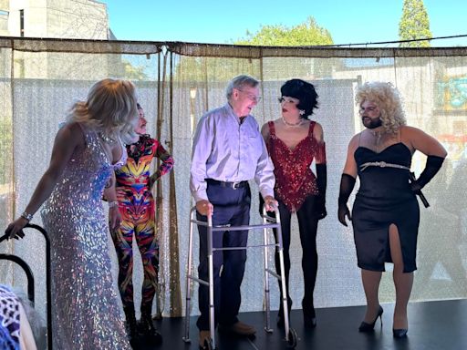 Victoria retirement home hosts ‘Aging is a Drag’ event for residents