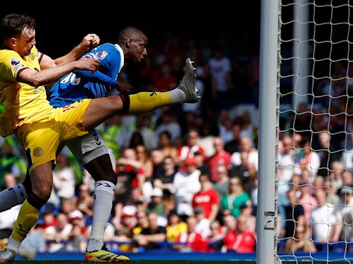 Doucoure secures Everton record with win over Sheffield United
