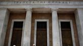 Greek economic rebound to slow next year as energy costs curb growth- draft budget