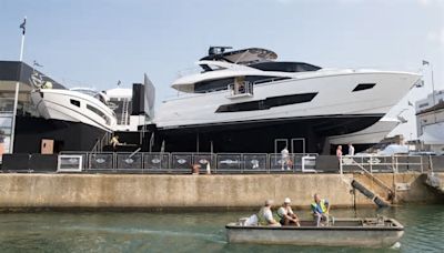 Wanda Agrees to Sell James Bond’s Yachtmaker Sunseeker to Lionheart