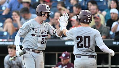 Game 10 of the College World Series between Florida and Kentucky has been postponed