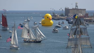 Giant Rubber Duck Headed to New York—Copycat Controversy in Tow