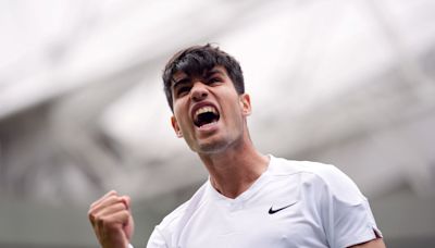 Carlos Alcaraz comienza su defensa de Wimbledon con una sufrida victoria ante el estonio Lajal