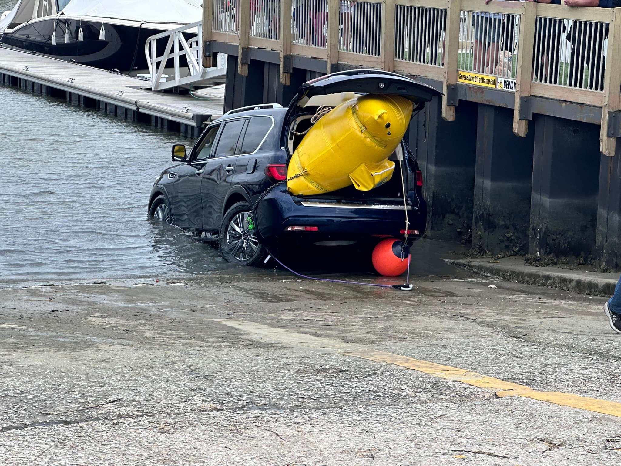 Couple rescued by restaurant staff after driving into water at South Carolina marina