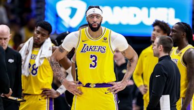 Anthony Davis' Injury Status for Lakers vs Nuggets Game 3 Revealed