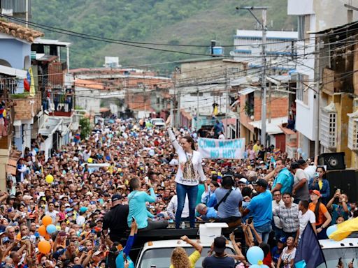 María Corina Machado marca la agenda de calle al chavismo