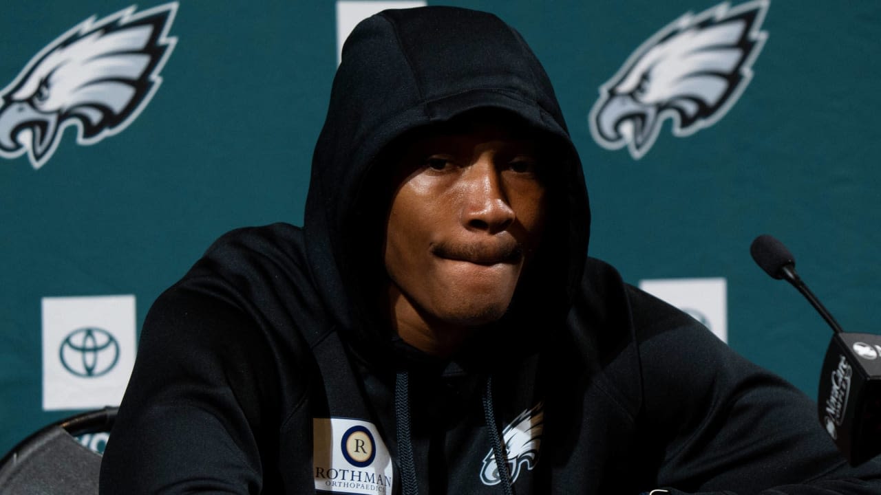 Eagles WR DeVonta Smith not worried about other receivers surpassing his payday: 'You can’t be counting the pockets of others'