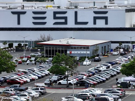 Tesla Fremont factory suffers another fire, investigation underway