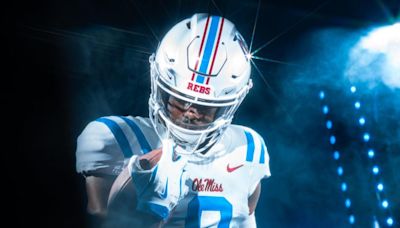 Ole Miss Reveals New Uniform Combination For Road Game at Wake Forest