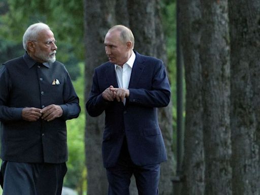 Putin welcomes ‘dear friend’ PM Modi at ‘cozy setting’ in his home, shows off horse stable, offers tea, berries | WATCH | Today News