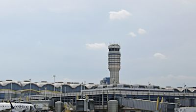 JetBlue and Southwest planes nearly collide on Washington, D.C., airport runway