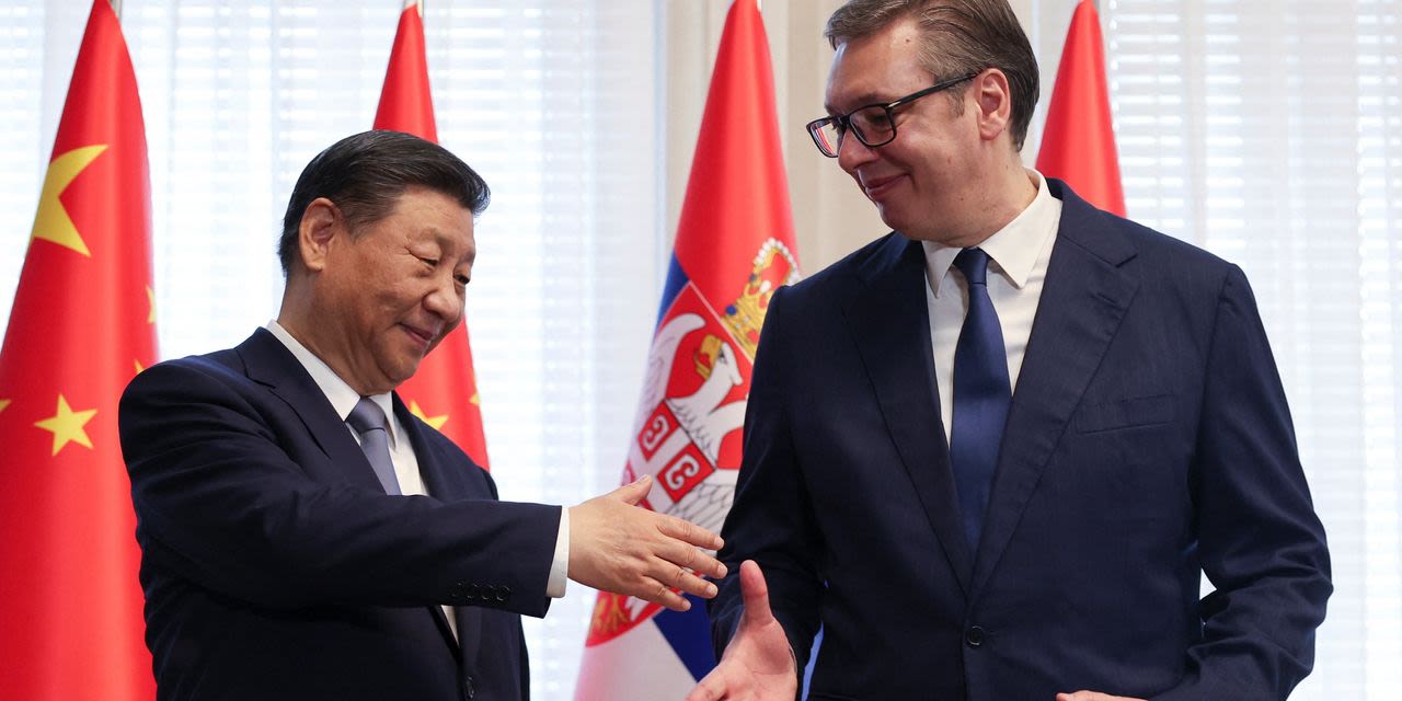 China’s Xi Enjoys Embrace of Europe’s Renegades, Serbia and Hungary