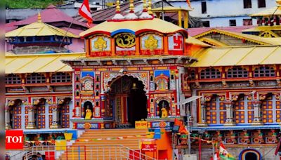 Badrinath Chief Priest Resigns After 10 Years | Dehradun News - Times of India