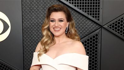 Kelly Clarkson Has 'No Regrets' About 'Difficult' Divorce Amid New Lawsuit | iHeart