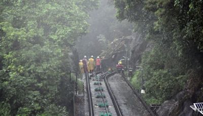 運輸署：因應昨日塌樹 山頂纜車及城巴15C線服務仍暫停 城巴安排15號線往返山頂