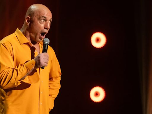 Joe Rogan Is Weirder Than J.D. Vance in Gay Sex-Obsessed Live Netflix Special