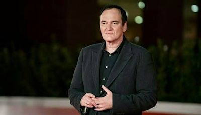 Tarantino, il decimo film (e ultimo) è a rischio: il regista «ha cestinato la sceneggiatura» e si affida Brad Pitt. Cosa sta succedendo