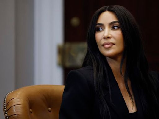 Kim Kardashian regresa al platino a falta de días para la gala del Met