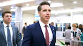 Hawley introduces Pelosi Act banning lawmakers from trading stocks