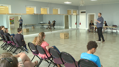 Auditions continue for musical 'A Year with Frog and Toad' - WBBJ TV