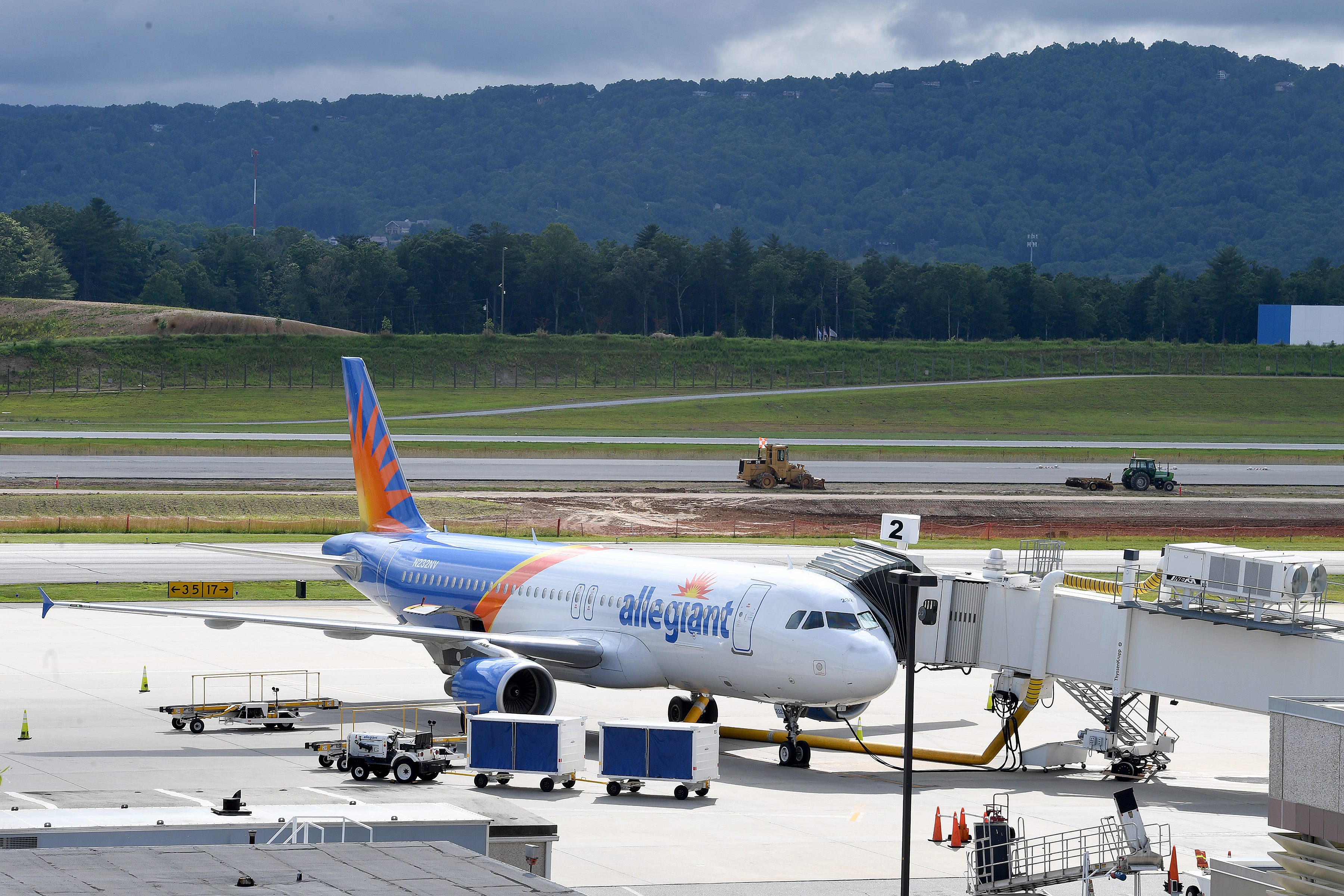 Allegiant Air launches new Asheville Airport nonstop to 'magical' Florida destination