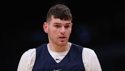 Donovan Clingan at NBA Draft Combine: UConn men's basketball star puts on 3-point shooting display