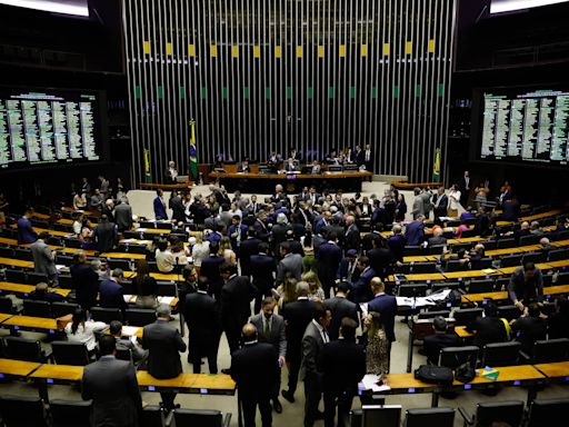 Veja como votou cada deputado na reforma tributária