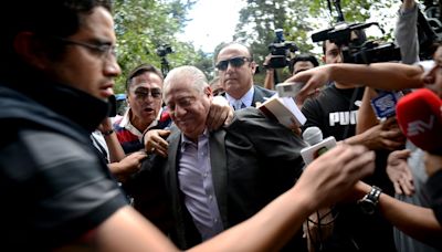 ...Lo dijo al reaparecer, pero FIFA lo suspendió de por vida por corrupción, en Ecuador fue sentenciado por lavado de activos, y el Departamento de Justicia de Estados Unidos y ...