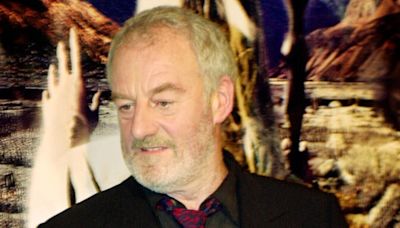 Bernard Hill, ‘Lord of the Rings’ and ‘Titanic’ actor, dead at 79