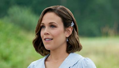 PSA 'When Calls the Heart' Fans: Erin Krakow Has News to Share About the Show's Future