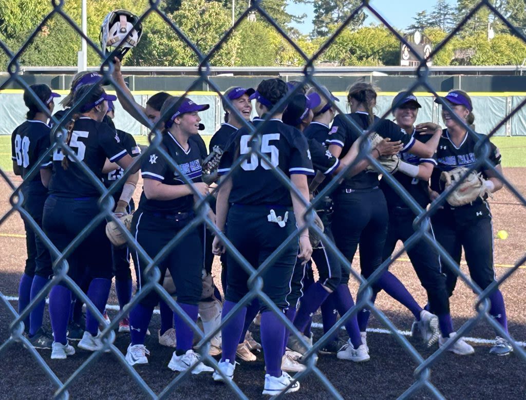 All-time stunner: Amador Valley ends St. Francis’ perfect softball season in NorCal opener