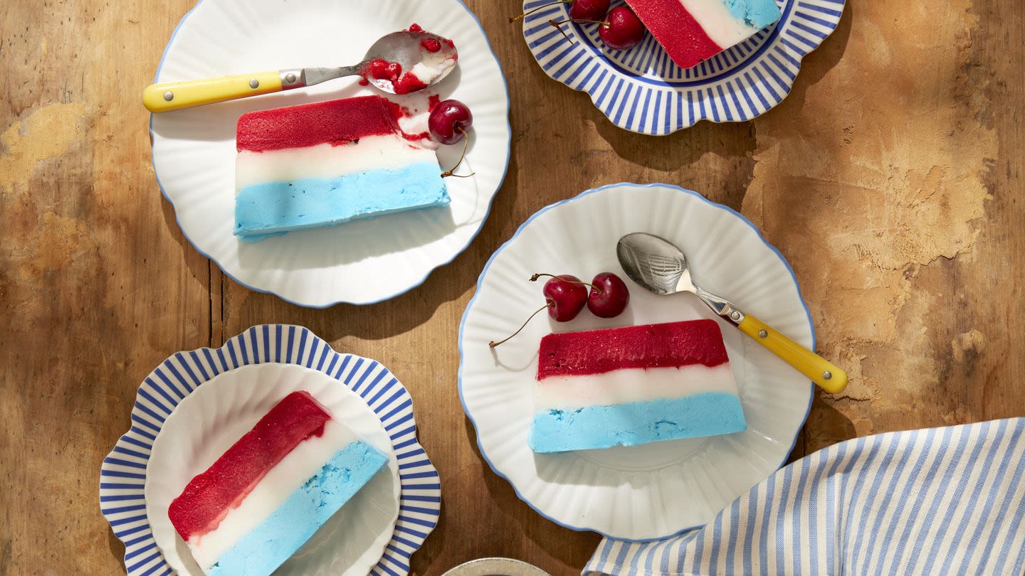 This Patriotic Dessert Is Like a Bomb Pop on a Plate