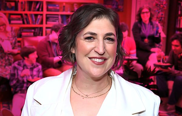 The Real Reason Mayim Bialik Joined The Cast Of The Big Bang Theory - SlashFilm