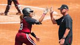 South Carolina softball falls to Texas A&M 3-2